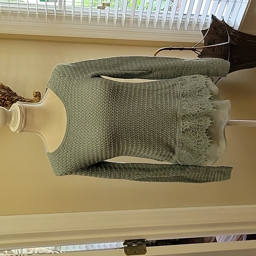 Lucky Brand light aqua long sleeve pullover sweater round neck lace trim S EUC …